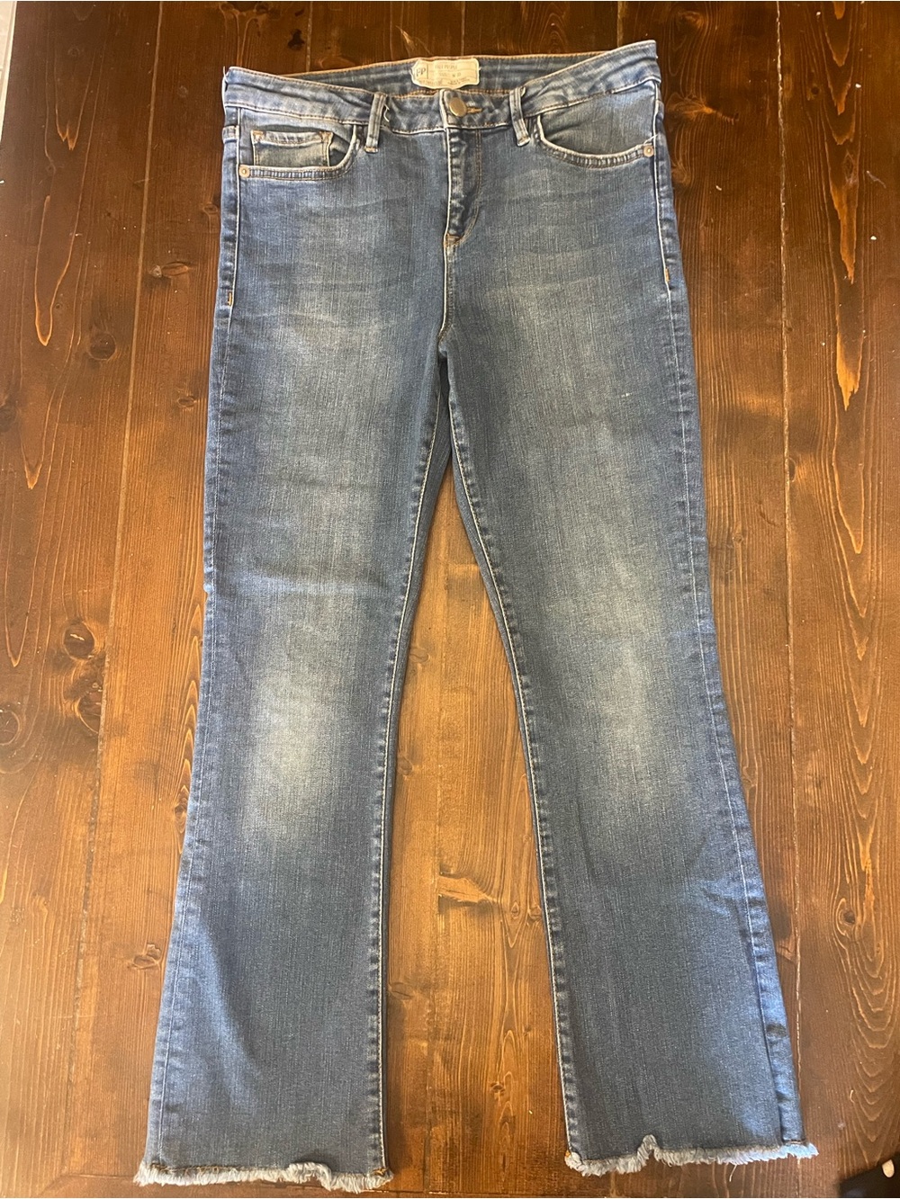 Free People  Women’s Mid Wash Straight-Leg Jeans